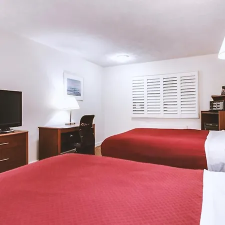 Sky-Palace Inn & Suites Mccook Extérieur photo